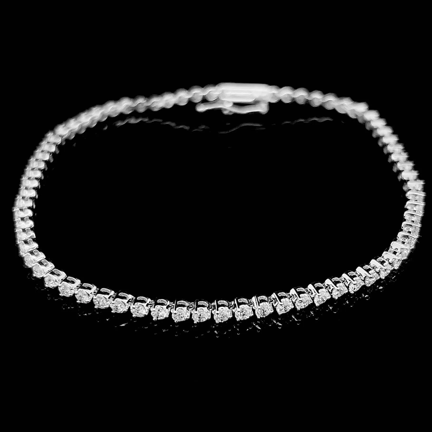 #BA93 | 2.8cts Full Eternity Tennis Diamond Bracelet 14kt