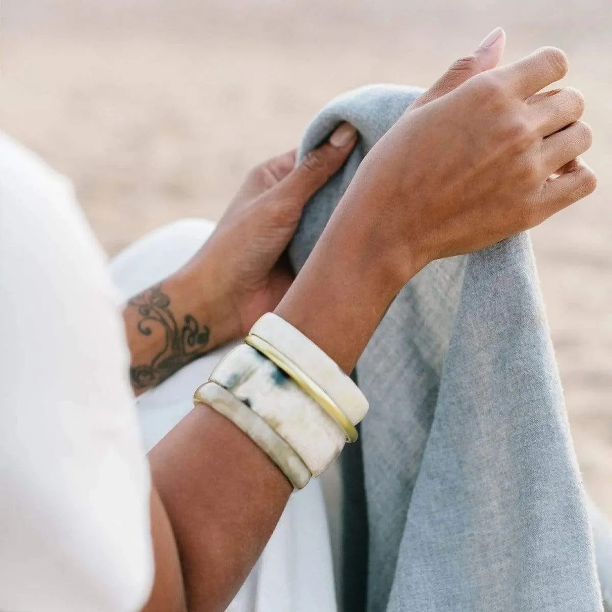 Natural Horn with Gold Bangle Set