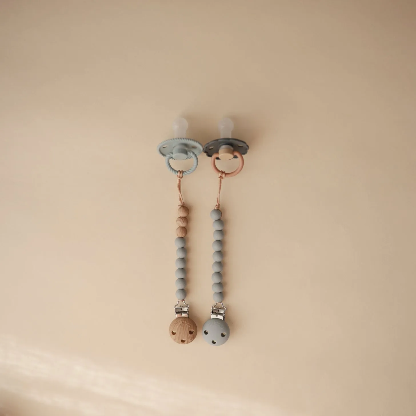 Pacifier Clip | Eva (Stone)